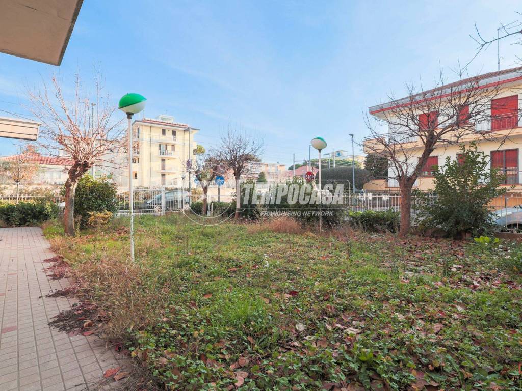 Casa indipendente a Riccione in Viale Rimini - Foto 4