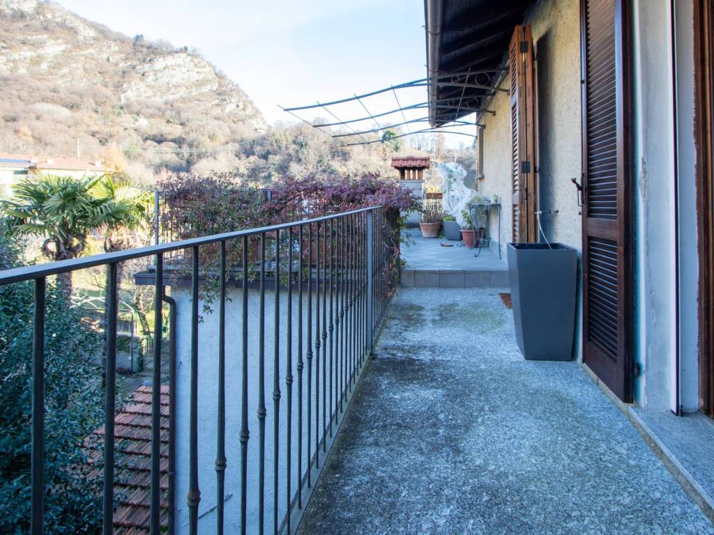 Appartamento a Tremezzina in Via Statale - Foto 4