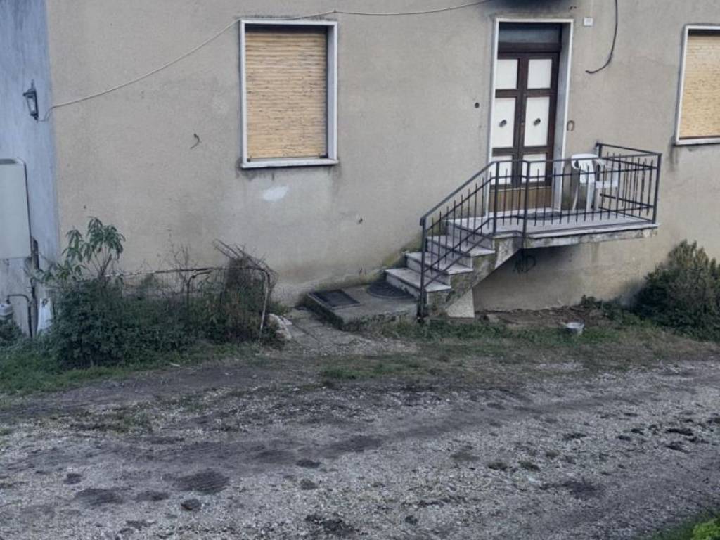 Appartamento a Stroncone in Vocabolo Ville di Vasciano - Foto 3