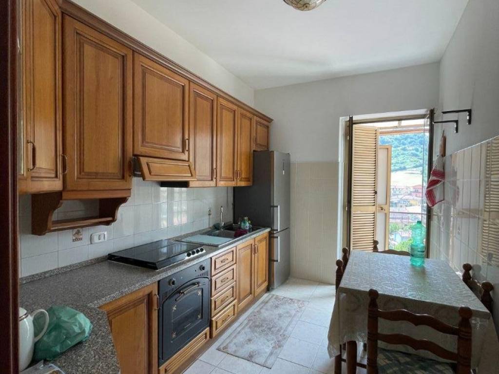 Appartamento a Colleferro in Via Arrigo Boito - Foto 2