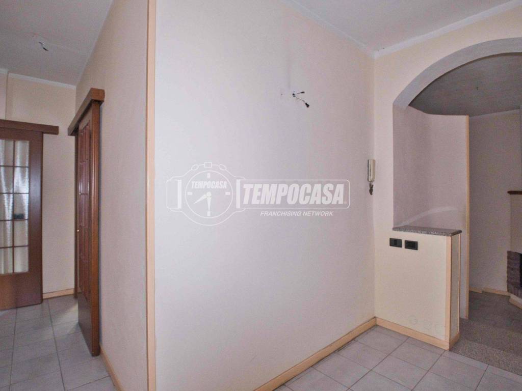 Appartamento a Cameri in Via Giacomo Matteotti - Foto 3