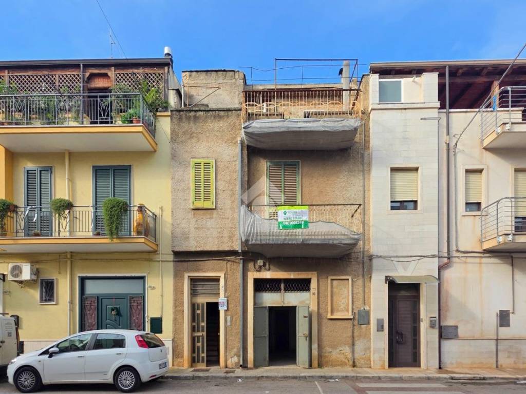 Casa indipendente a Conversano in Via Giuseppe di Vittorio, 71 - Foto 4