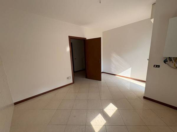 Appartamento a Montichiari in Via Brescia, 2 - Foto 2