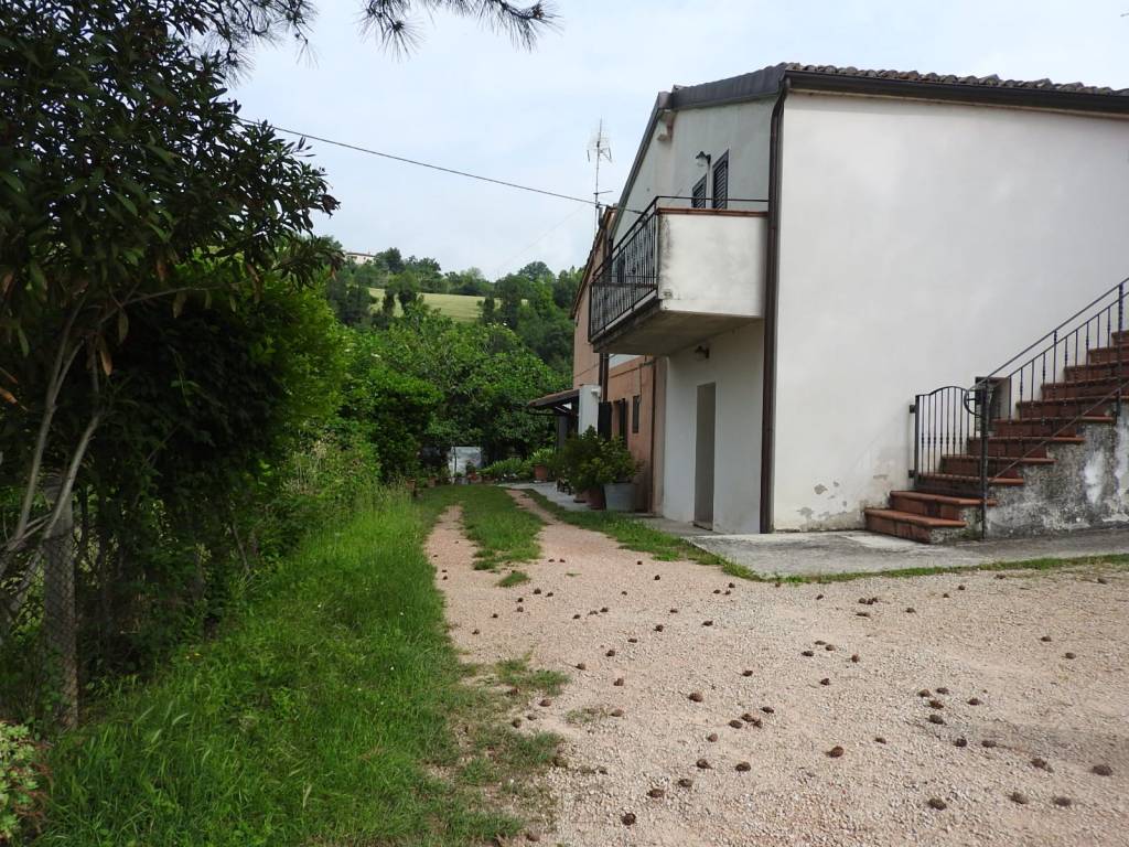 Villa a Pergola in Località Barbanti, 98 - Foto 2