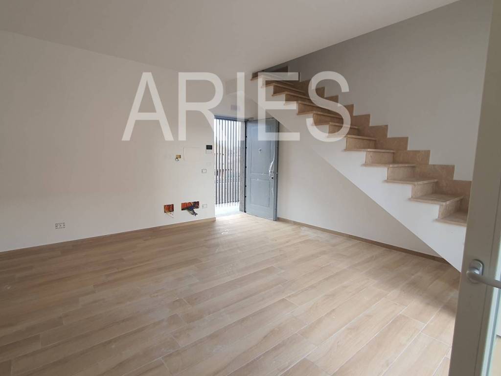 Appartamento a Fiumicino in Via del Portico Placidiano, 113 - Foto 4