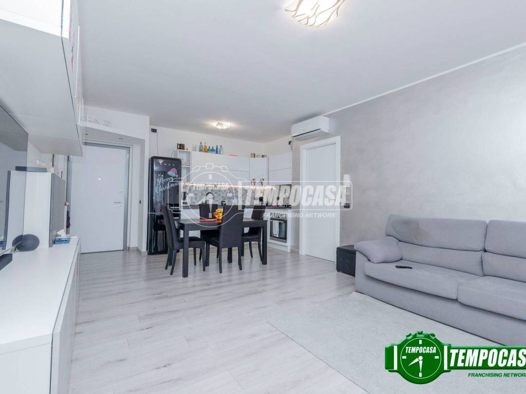 Appartamento a Certosa di pavia in Via Eugenio Montale - Foto 4