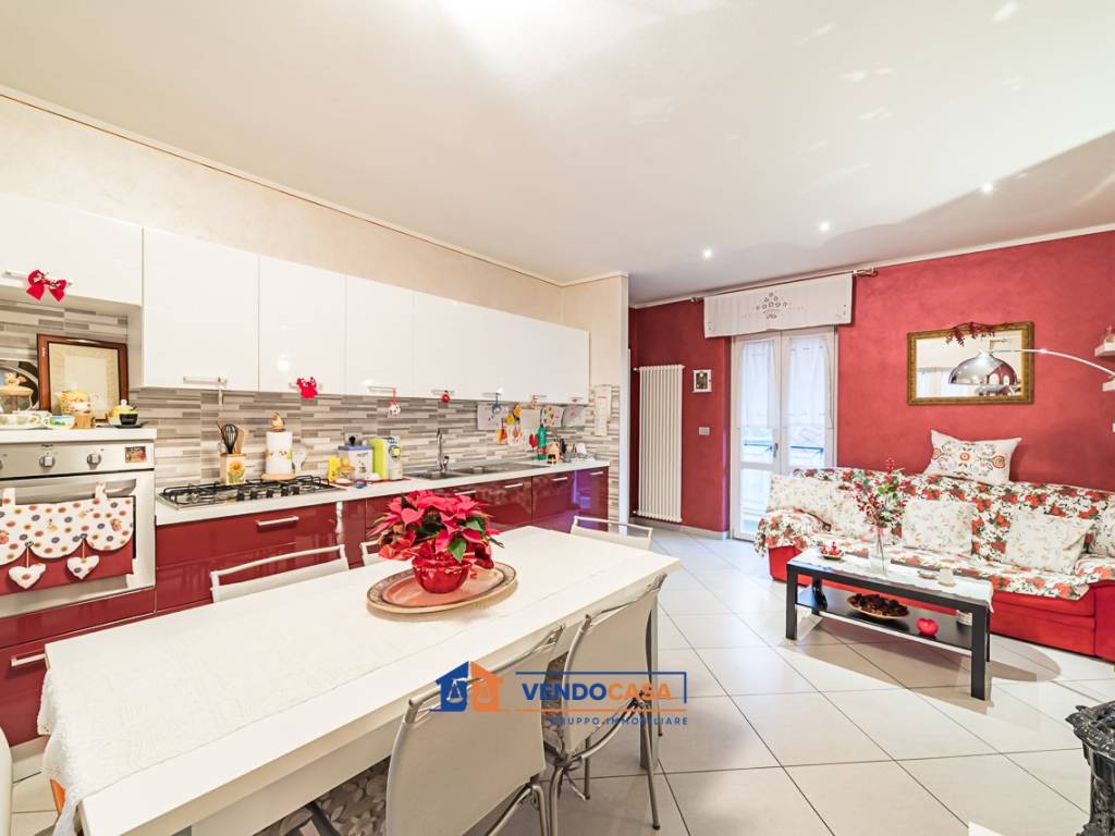 Appartamento a Dronero in Via Giovanni Battsita Cariolo, 9 - Foto 4