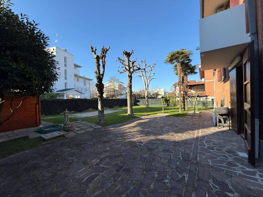 Villa a Castelnuovo rangone in Via Lombardia, 37 - Foto 3