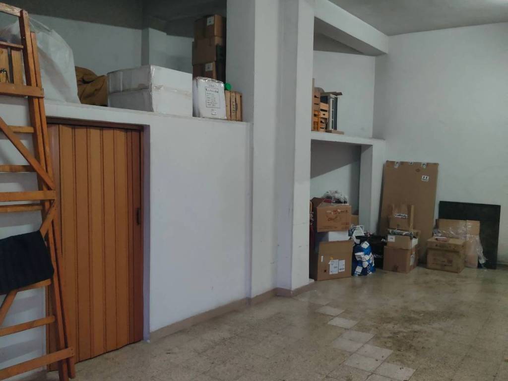 Box / garage a Bisceglie in Via Capitano Francesco Gentile - Foto 3