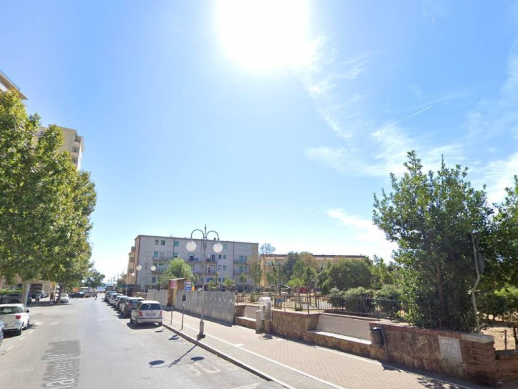 Immobile a Follonica in Via Giacomo Matteotti, 3 - Foto 2