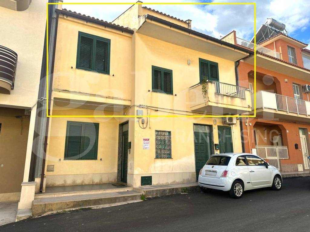 Appartamento a Avola in VIA GIORGIO DE CHIRICO, 24 - Foto 3
