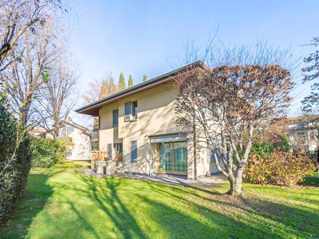 Villa a Brembate di sopra in Via Guglielmo Marconi, 6 - Foto 4