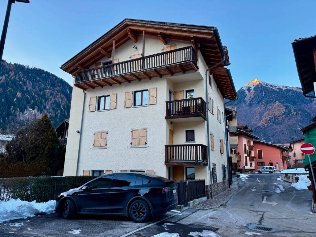 Appartamento a Pinzolo in Via della Rugia, 8 - Foto 2