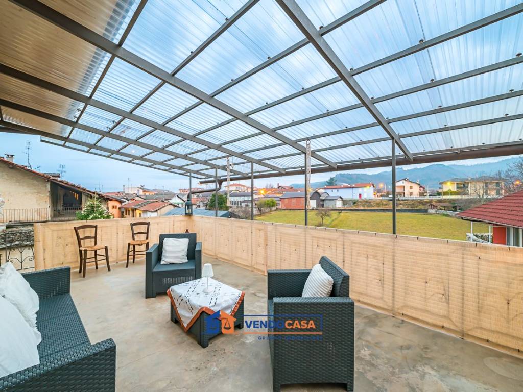 Appartamento a Dronero in Via Giovanni Battsita Cariolo, 9 - Foto 2