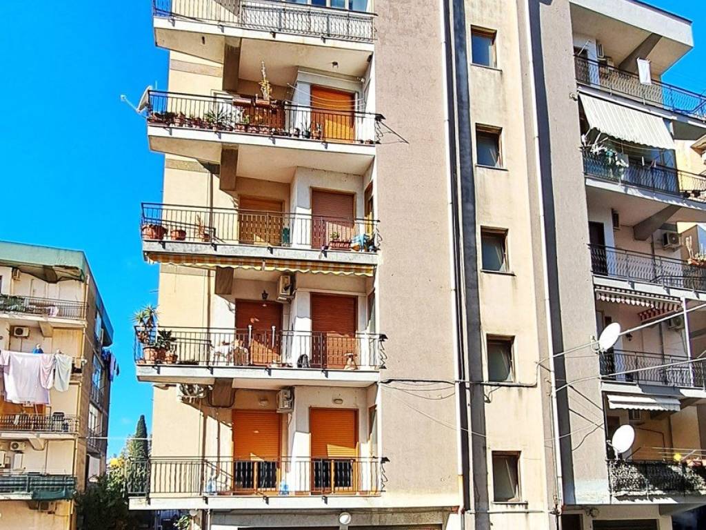 Appartamento a Gravina di catania in Viale Dell' Autonomia, 23 - Foto 3