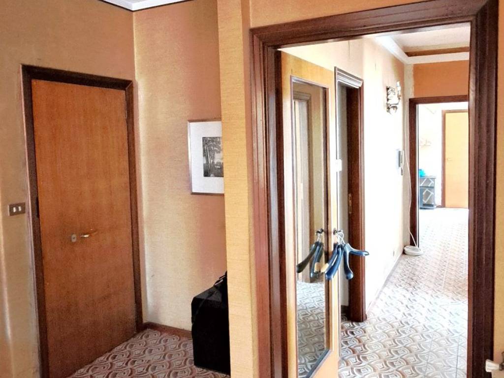 Appartamento a Gravina di catania in Viale Dell' Autonomia, 23 - Foto 4