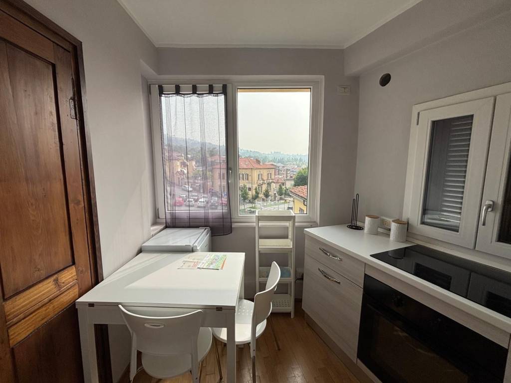 Appartamento a Moncalieri in Via Santa Croce - Foto 4