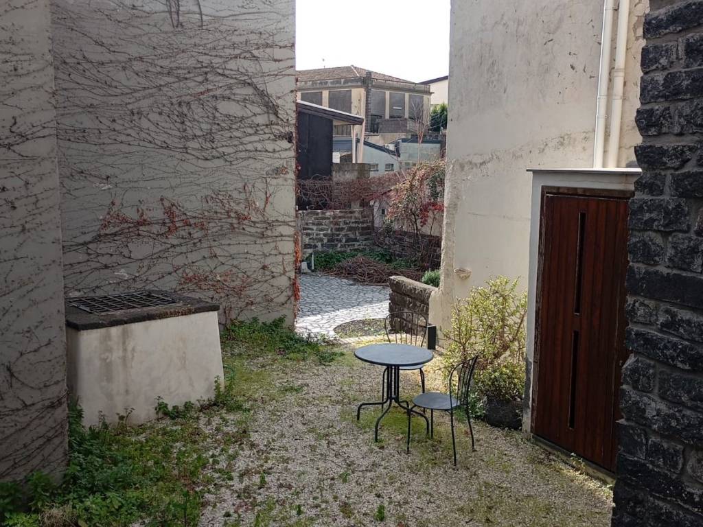 Villa a Nicolosi in Via Giuseppe Garibaldi, 39 - Foto 4