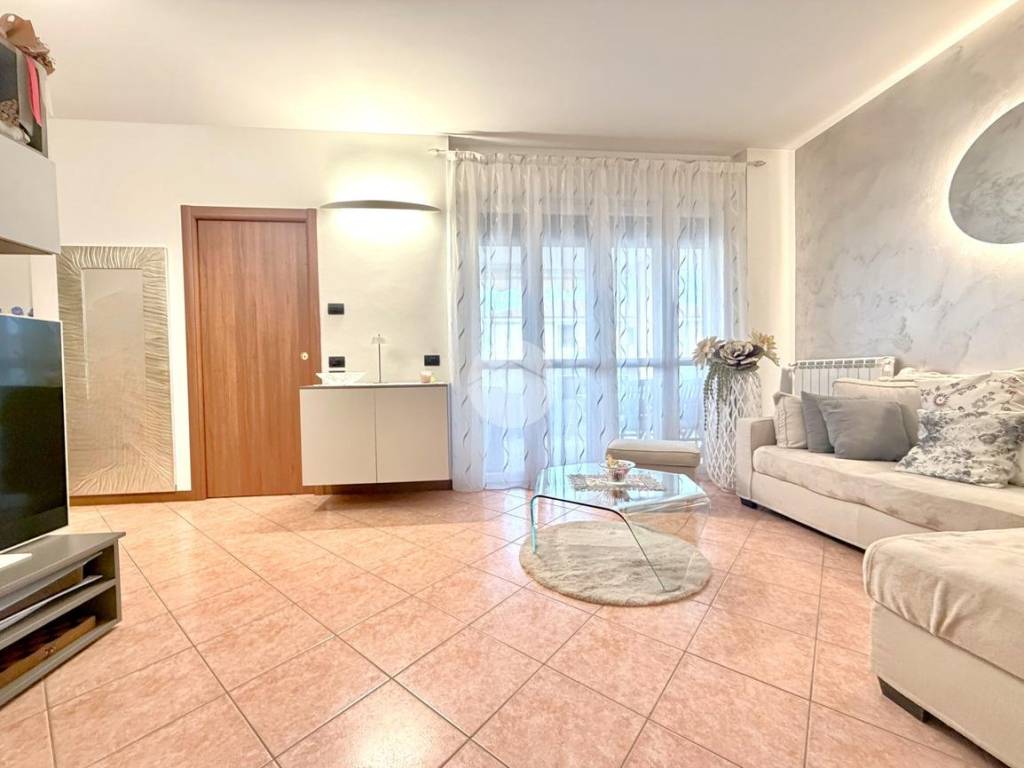Appartamento a Santo stefano ticino in Via novella, 28 - Foto 3