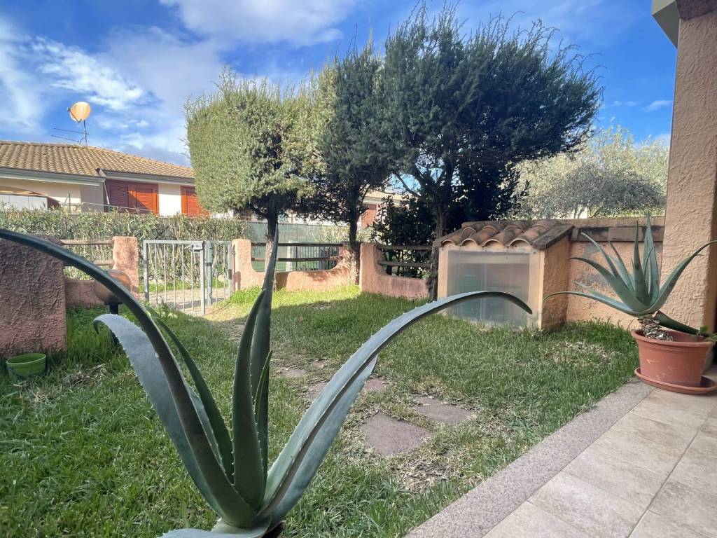 Villetta a schiera a Castiadas in Via Olia Speciosa - Foto 4