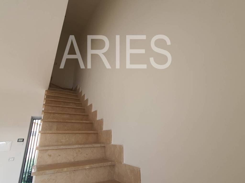 Appartamento a Fiumicino in Via del Portico Placidiano, 113 - Foto 3