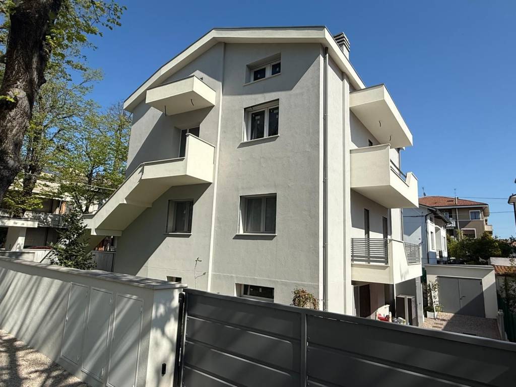 Villa a Fano in Via Indipendenza - Foto 2