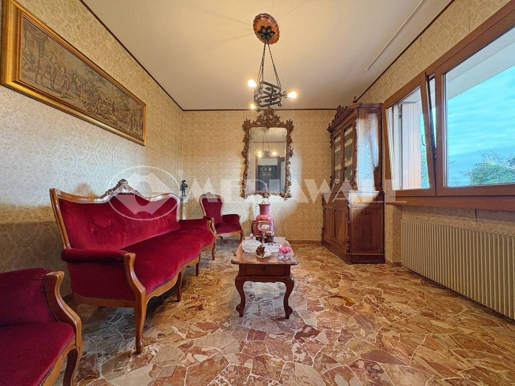 Appartamento a Cordenons in Via del Monè, 39 - Foto 2