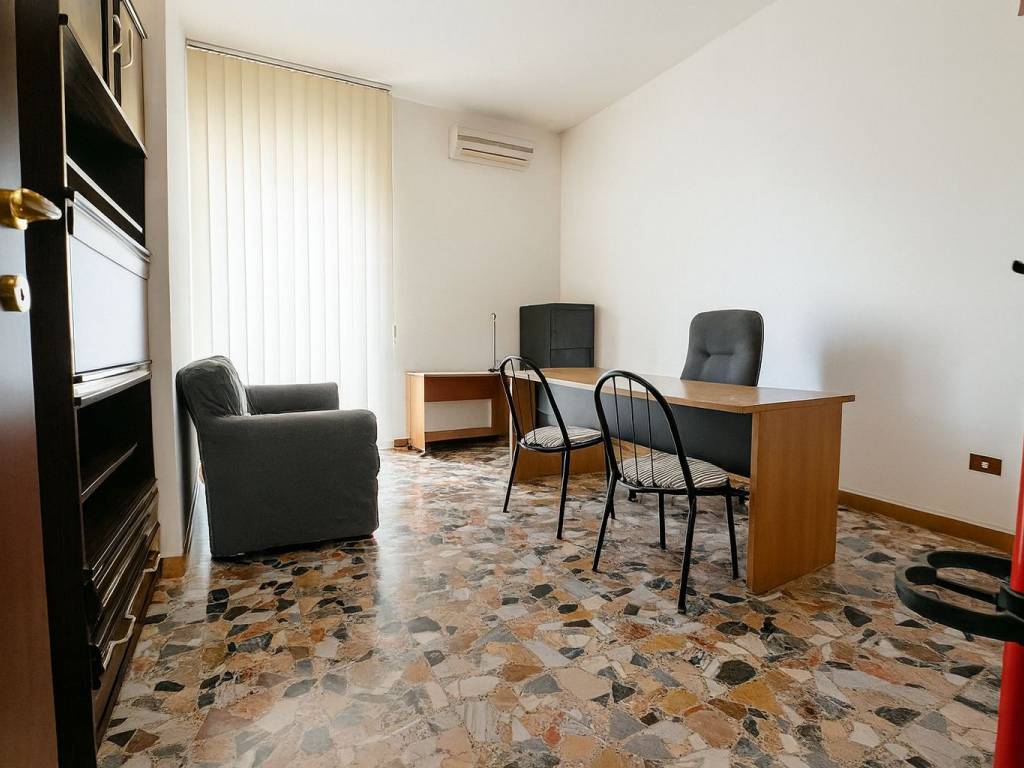 Appartamento a Cagliari in Via Alghero - Foto 4