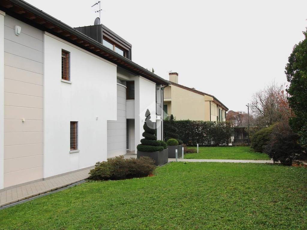 Villa a Montebelluna in Via Ospedale, 15 - Foto 3