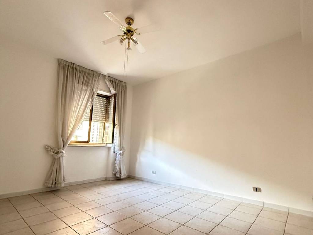 Appartamento a Latina in Via Sulmo, 57 - Foto 4