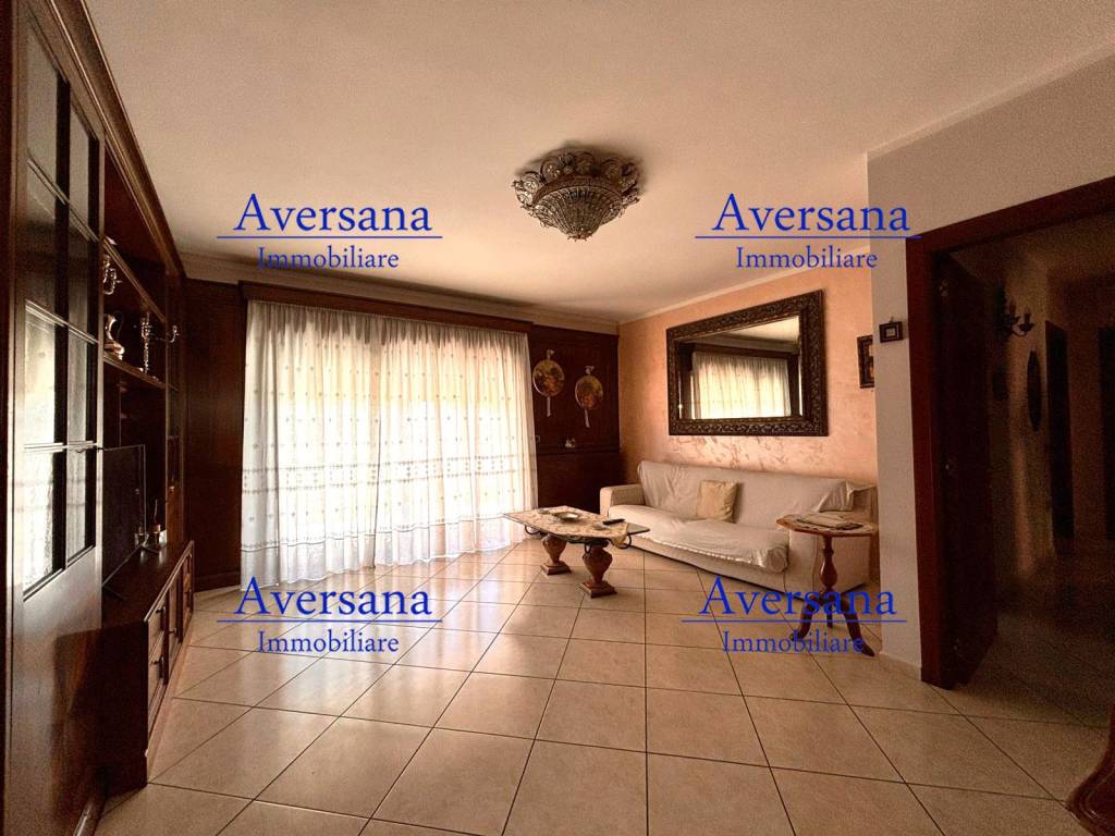 Appartamento a Aversa in Via Salvo D'Acquisto, 78 - Foto 2