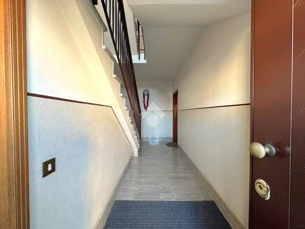 Appartamento a Montecchio maggiore in Via Giarette, 9 - Foto 2