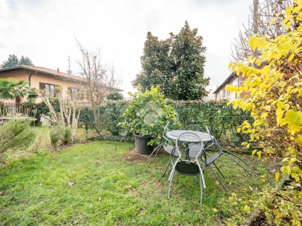 Appartamento a Castello di brianza in Via Monte Barro, 002 - Foto 3