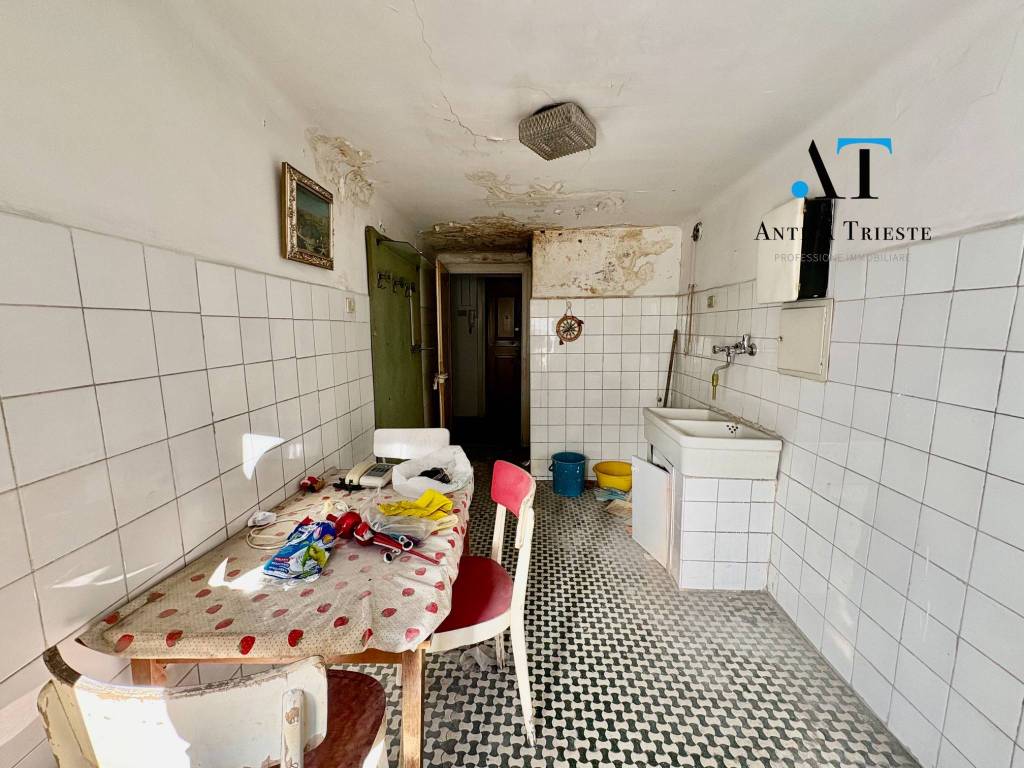 Appartamento a Trieste in Via Giosuè Carducci, 28 - Foto 4