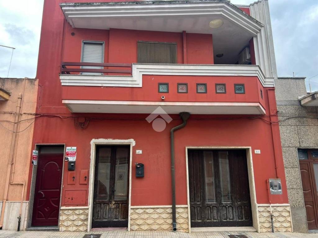 Appartamento a Latiano in VIA ARISTODEMO DE GUIDA - Foto 2