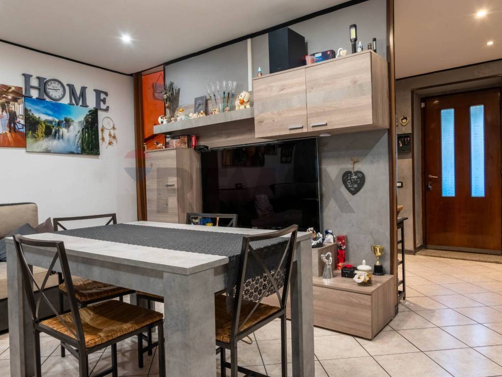 Casa indipendente a Galliate in Via Goffredo Mameli, 15 - Foto 3