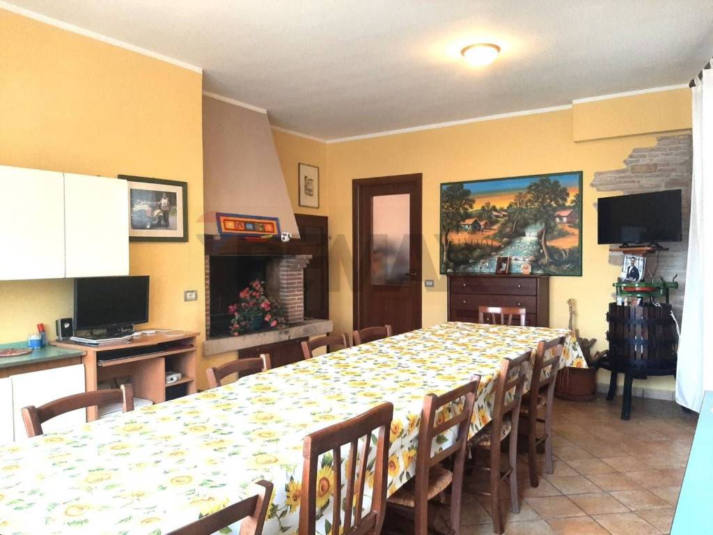 Casa indipendente a Cison di valmarino in Via Cesare Battisti, 4 - Foto 3
