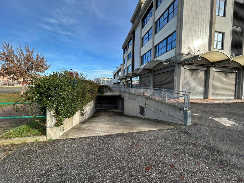 Box / garage a Aprilia in via mozart, 52 - Foto 4