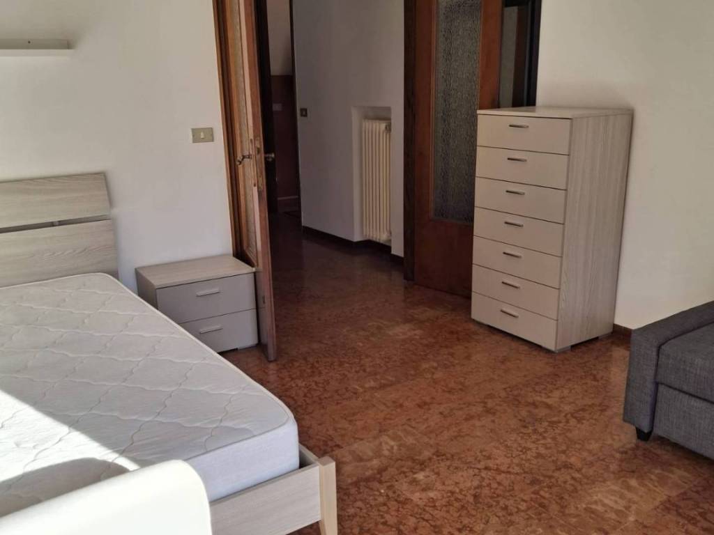 Appartamento a Parma in Via Montebello - Foto 3