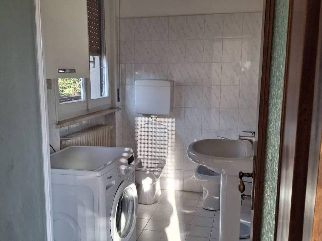Appartamento a Parma in Via Montebello - Foto 4