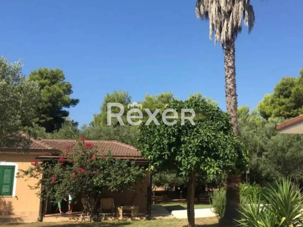 Villa a Isola di capo rizzuto in Via Capo Rizzuto - Foto 2