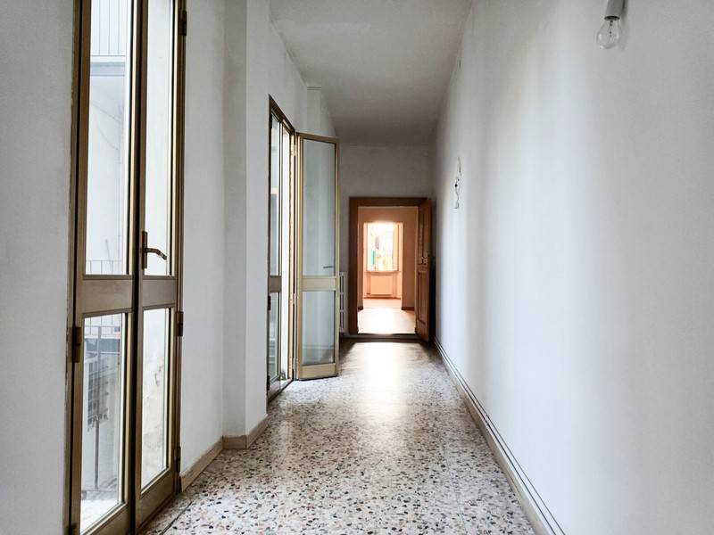 Appartamento a Mantova in Via Camillo Benso di Cavour - Foto 3