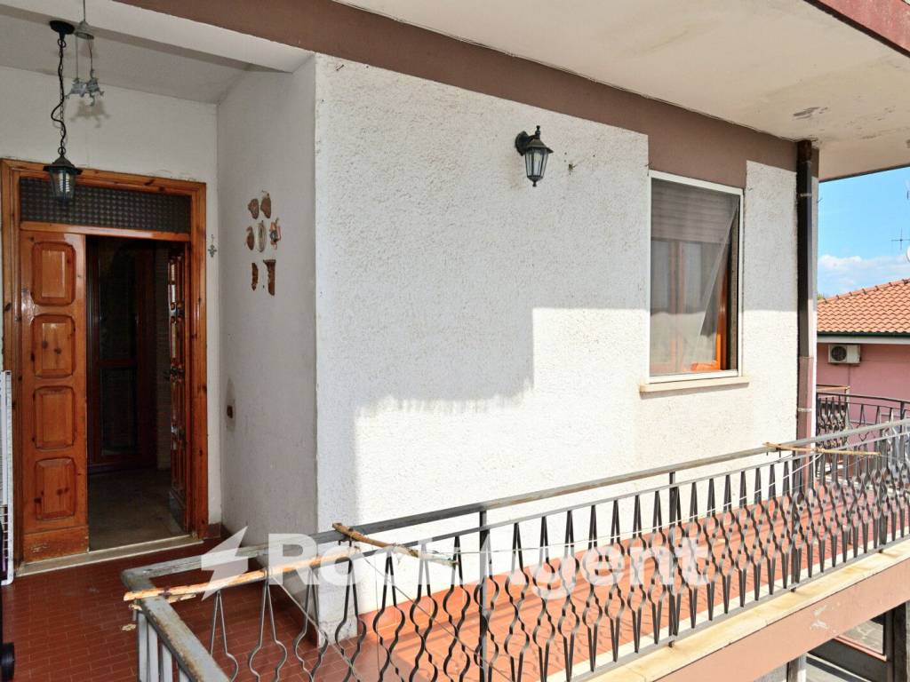 Appartamento a Lariano in Via Vittoria Colonna, 31 - Foto 3