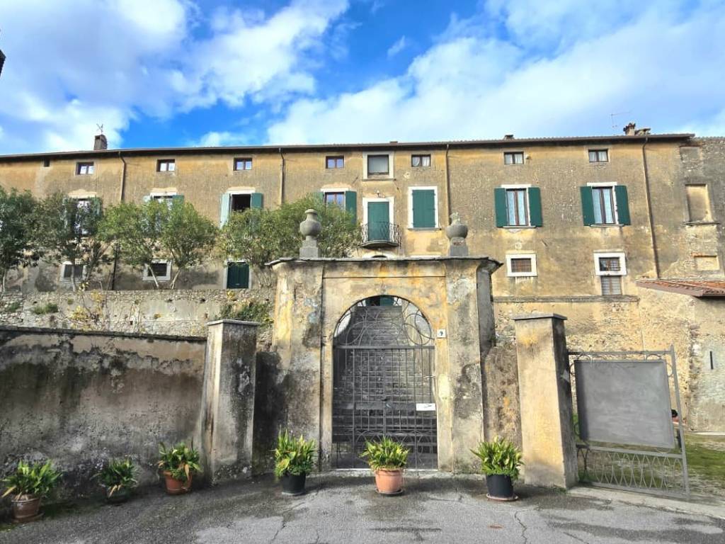 Appartamento a Peschiera del garda in Viale Risorgimento - Foto 2