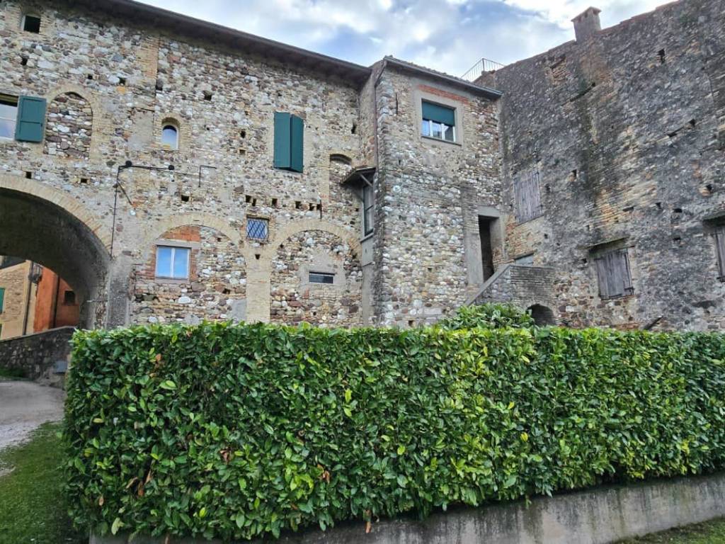 Appartamento a Peschiera del garda in Viale Risorgimento - Foto 4