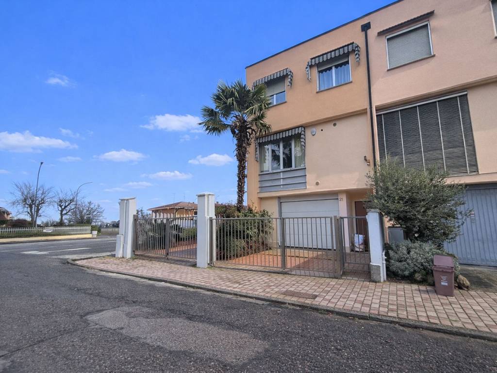 Villetta a schiera a Piacenza in Via Giovanni Podestà, 21 - Foto 2