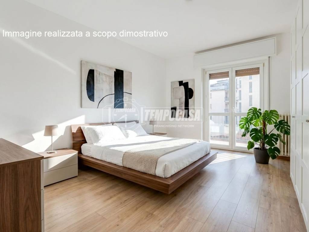 Appartamento a Luino in Via Vittorio Veneto 30/B - Foto 2