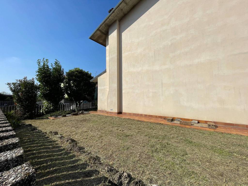 Villetta a schiera a Calcio in Via Enrico Fermi, 23 - Foto 3