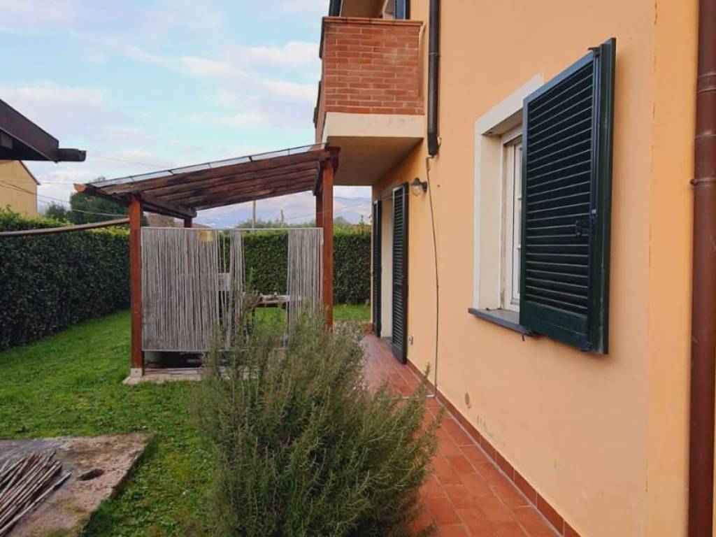 Villa a Capannori in Via dei Selmi - Foto 4