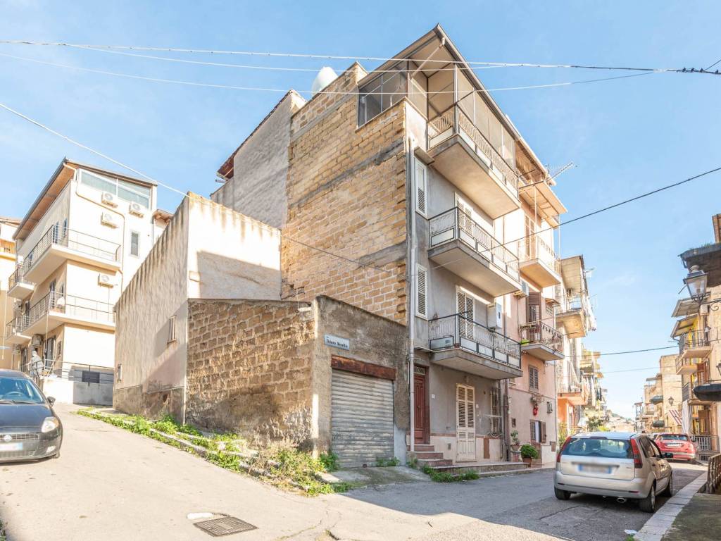 Casa indipendente a Misilmeri in Via Tiziano Vecellio, 73 - Foto 2